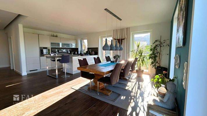 Küchen- & Essbereich