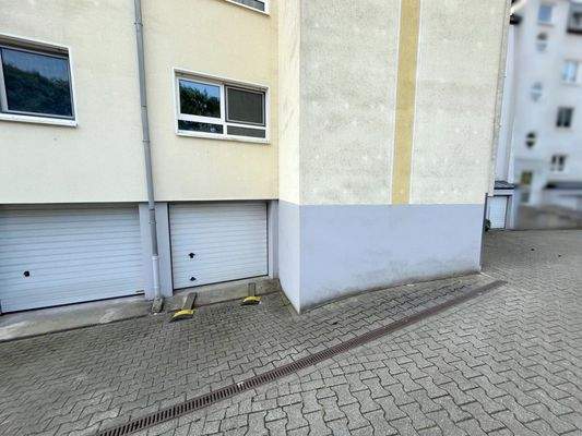 Eingang und Garage_2