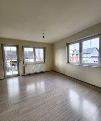 Wohnen/Essen/Zugang Balkon