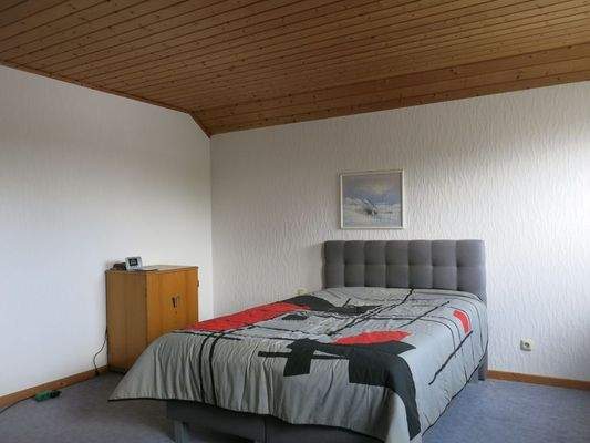 Das gemütliche Schlafzimmer im OG