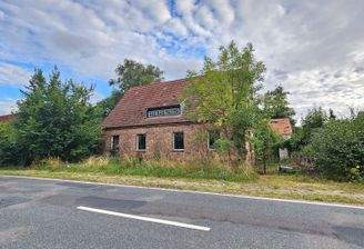 Hausansicht von der Straße