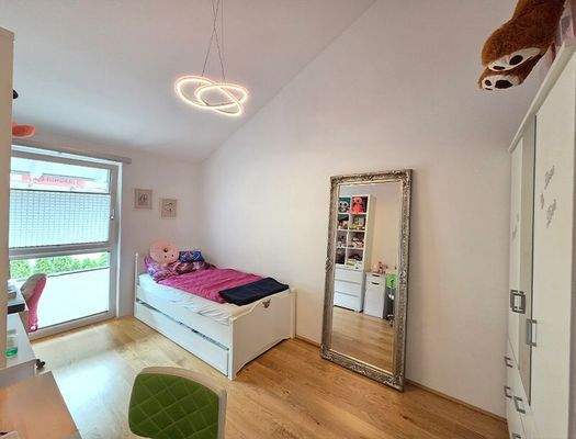 HP7-Reihenhaus-Straßwalchen-Kinderzimmer