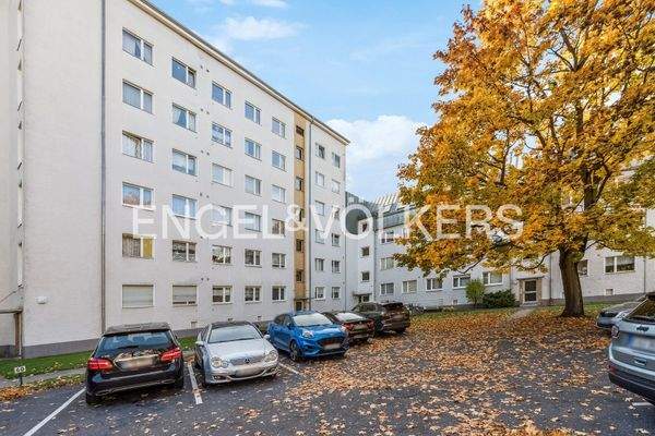 Außenbereich mit Stellplatz