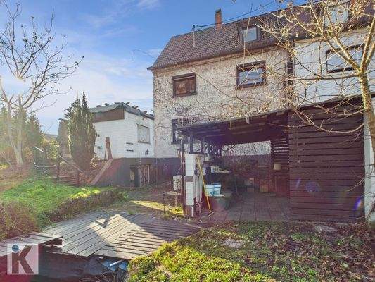 Geschützter Unterstand