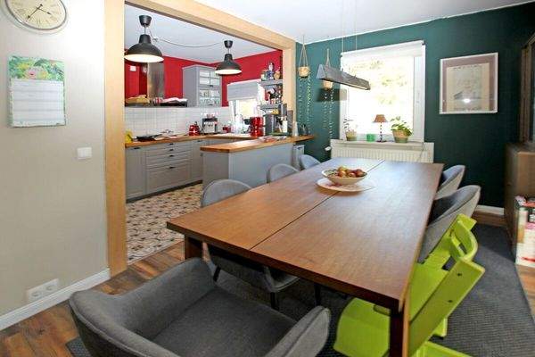 Essbereich mit offener Küche