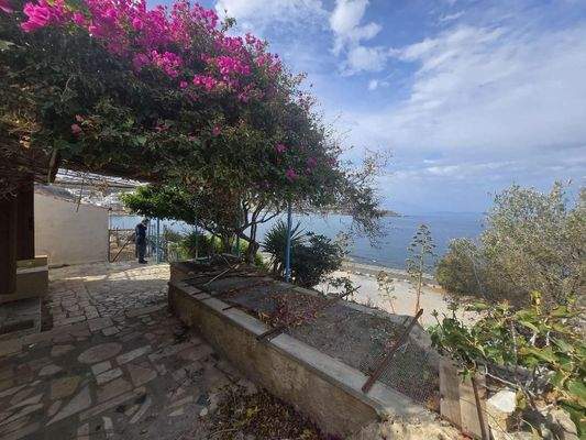 Kreta, Rethymno: Einfamilienhaus zum Verkauf unter dem Schloss von Fortezza