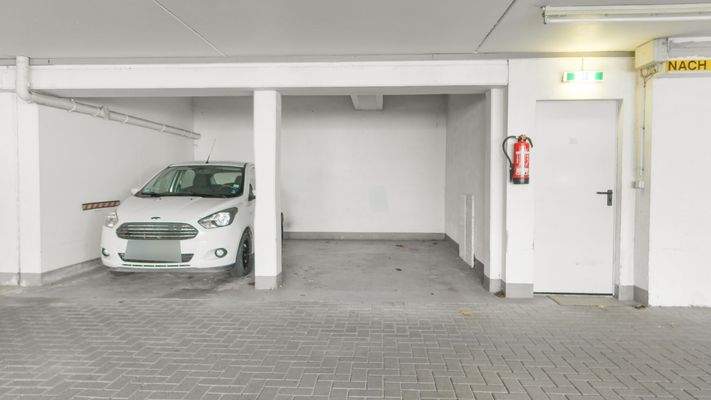 Tiefgaragenstellplatz