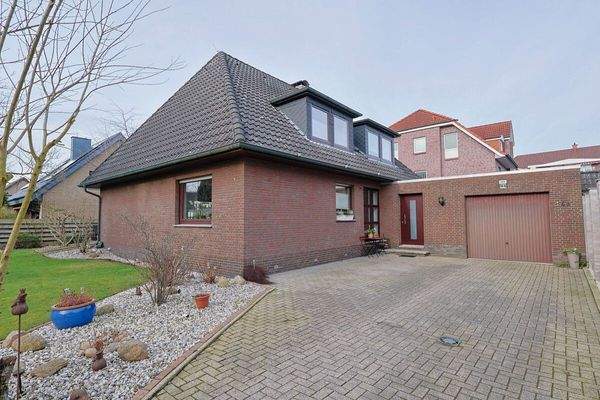 Außenansicht Eingangsbereich