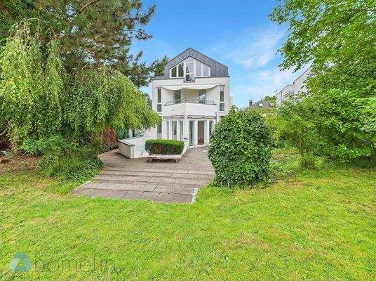 Hausansicht Gartenzugang