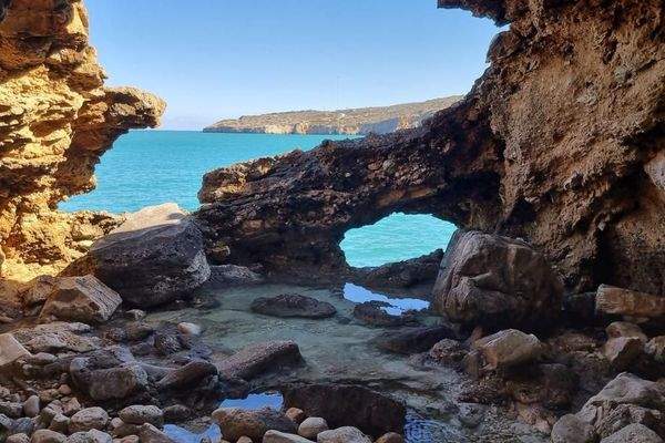 Kreta - Plaka: Meeresfront Baugrundstück mit Baugenehmigung zu verkaufen