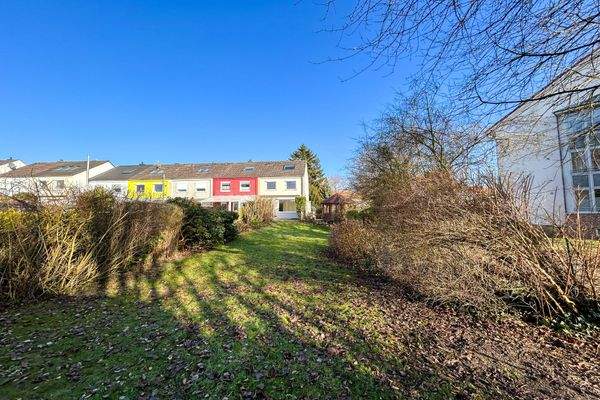 Hausansicht vom Garten