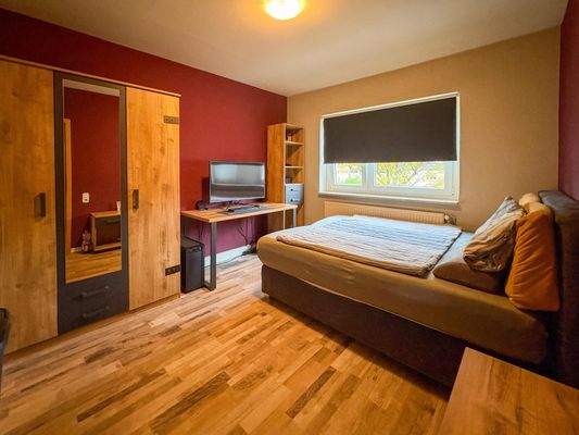 1. OG links, Schlafzimmer