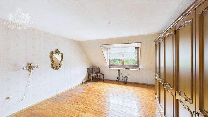 CAM01984G0-PR0473-STILL013