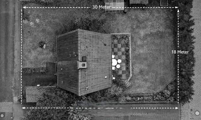 Grundstück mit ca. Abmessung