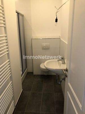 Bad mit Dusche