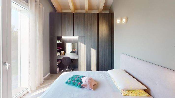 7-Via-Panizze-frediani-Bedroom 3.jpg