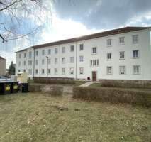 Mittelstraße 6-8 mit Wäscheplatz.jpg