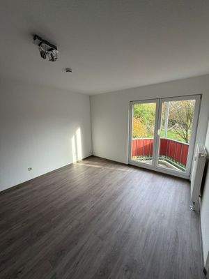 Wohn-Schlafraum mit Balkon