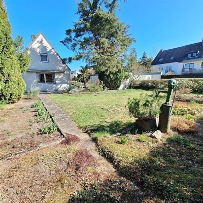 Grundstück mit Siedlungshaus