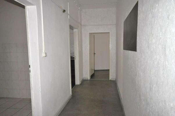 09 Flur Haus A.JPG