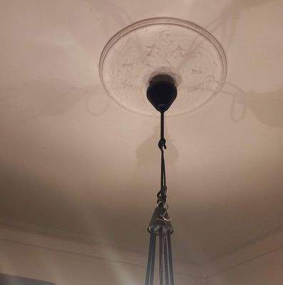 Stuckrosette im Esszimmer