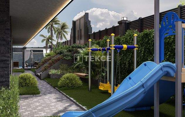 Apartments in a Complex Close to Sea in Alanya Mahmutlar Center