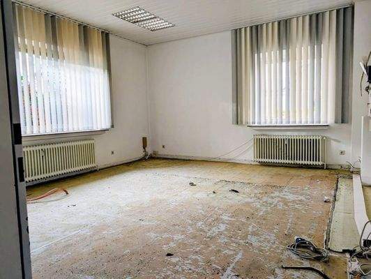 zusätzl. Gewerbefläche oder Nebenraum (1)