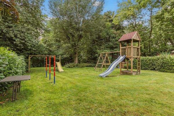 Spielplatz/Gemeinschaftsgarten