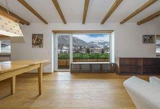 KITZIMMO-Dachgeschosswohnung im Zentrum kaufen - Immobilien Kitzbühel.