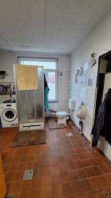 Nebengebäude - Sanitärbereich 20251203_115823.jpg