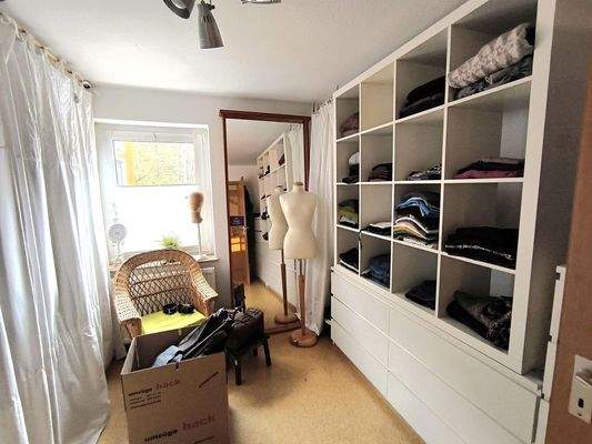 Ankleide-/Kinderzimmer, OG