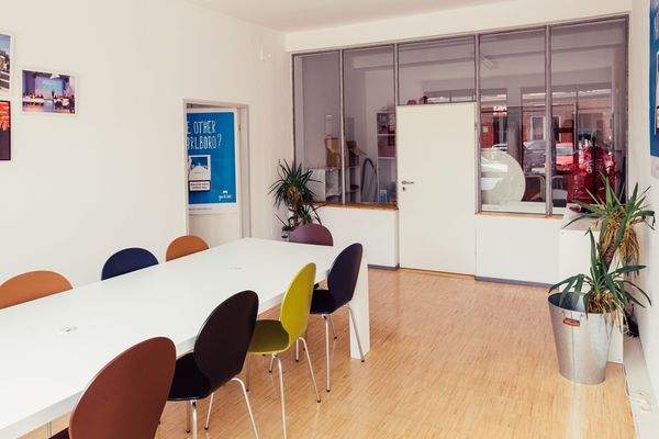 Schreibtischplätze 1