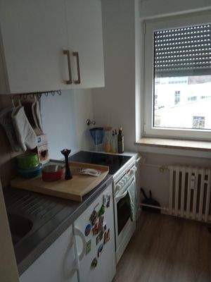 Kompakte Stadtwohnungsküche