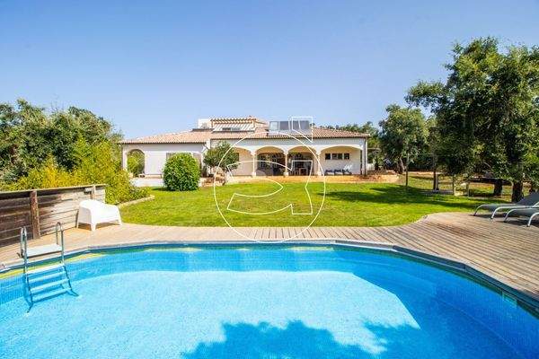 Großzügiges Anwesen