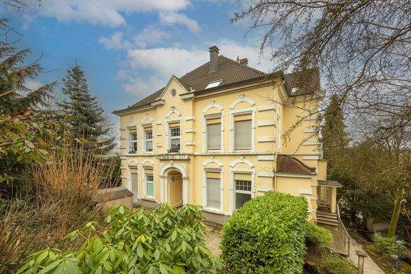 Außenansicht, Eingangsseite Wohnung