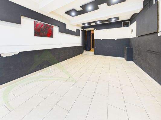 Gewerbeeinheit Links