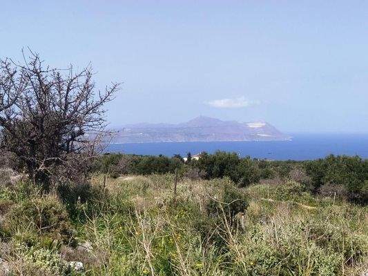 Unglaublicher Meerblick von seltener Stelle neben einem Berg auf Kreta