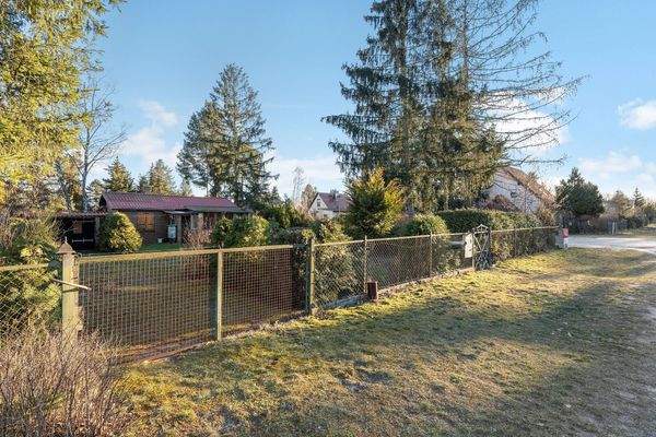 Garagentor und Eingangstor