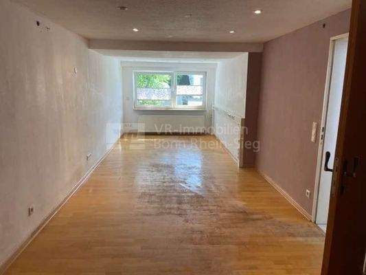 1. Wohnebene: Kinder-, Arbeits- oder Gäste-/Schlafzimmer