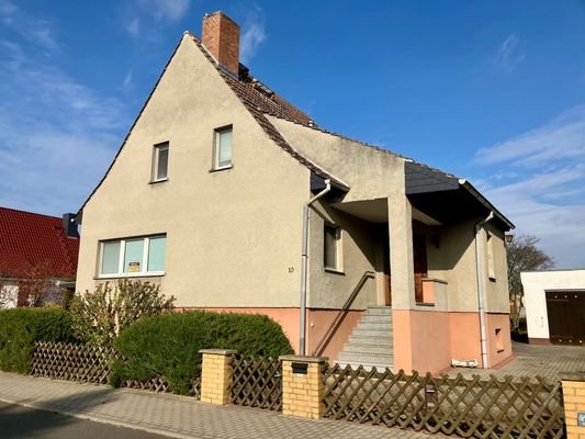 Straßenansicht