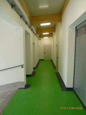 Flur zum Lagerraum