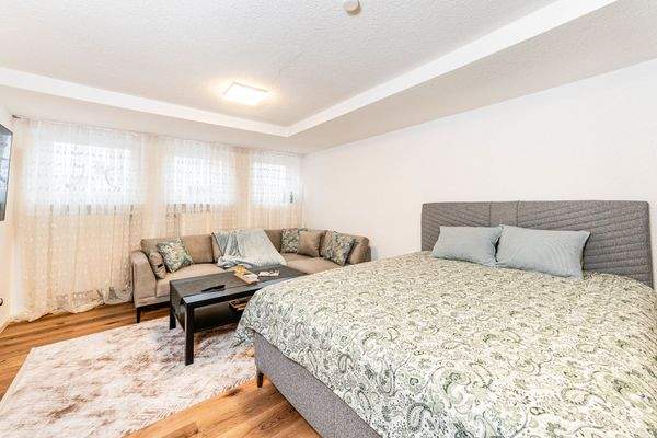 UG Wohn-Schlafzimmer