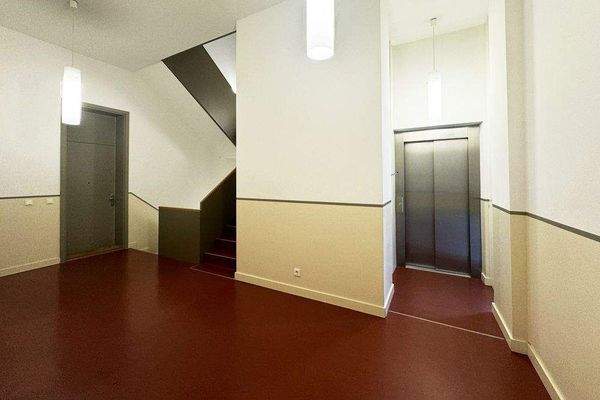 Treppenhaus Aufzug.jpg