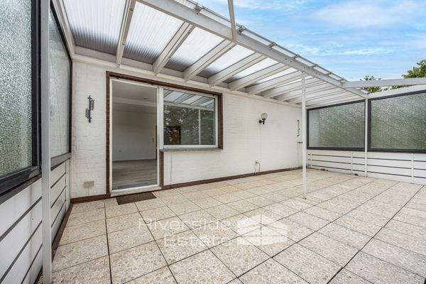 Balkon EG - linker Hauseingang 