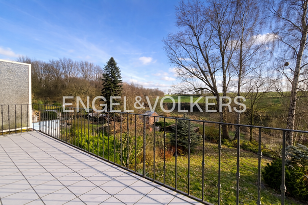 Unverbaubarer Blick ins Grüne