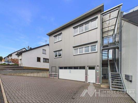 Frontansicht Treppenaufgang