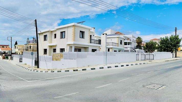 758746-detached-villa-for-rent-in-pissouri_orig.jp