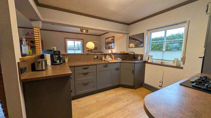 Offene Küche mit EBK