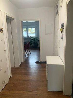 Flur OG rechts