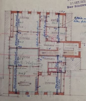 Bestand, 1. Dachgeschoss - 2 Wohnungen - 130m²